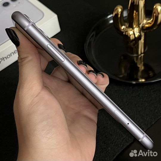 iPhone 11, 64 ГБ