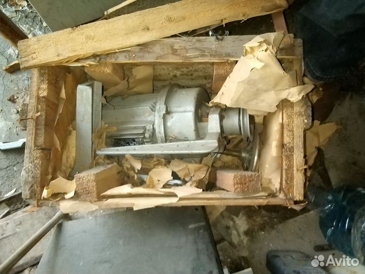 Двигатель для швейной машины с приводом СССР