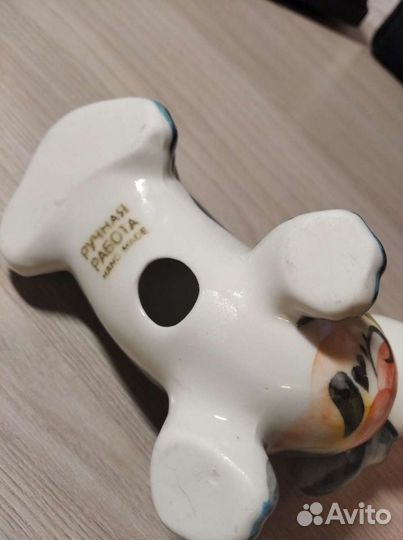 Фарфоровая статуэтка