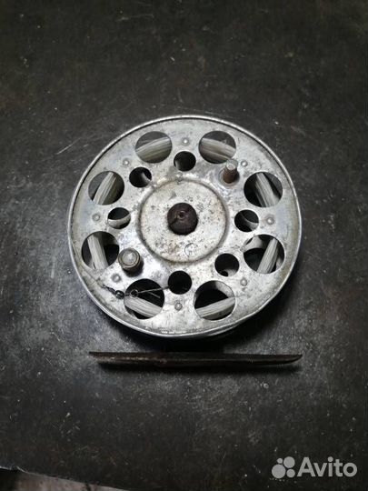 Катушка рыболовная СССР