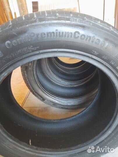 Continental ContiPremiumContact 215/55 R17 W