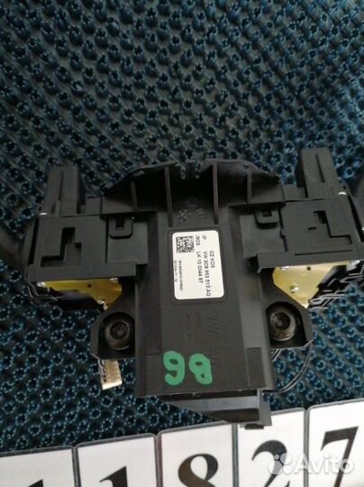 Блок подрулевых переключателей Volkswagen Passat