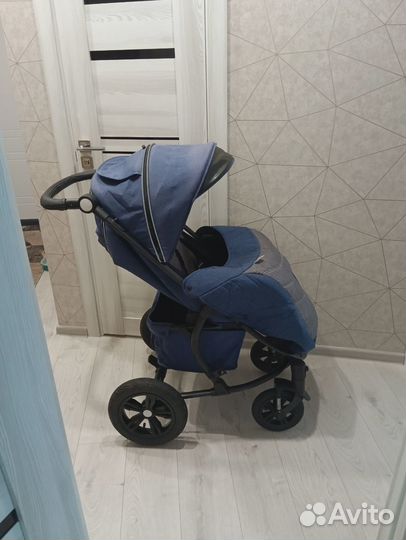 Продам детскую коляску