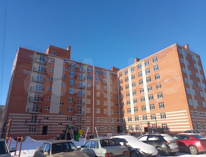 2-к. квартира, 44 м², 1/8 эт.