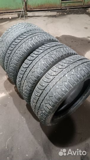 Bridgestone Ice Cruiser 7000S 205/55 R16