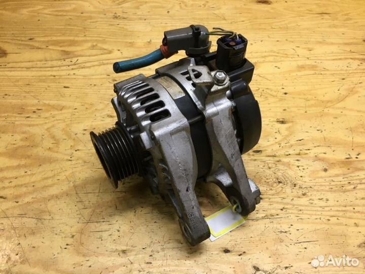 Генератор Toyota Corolla ZZE121L 3ZZ 2003