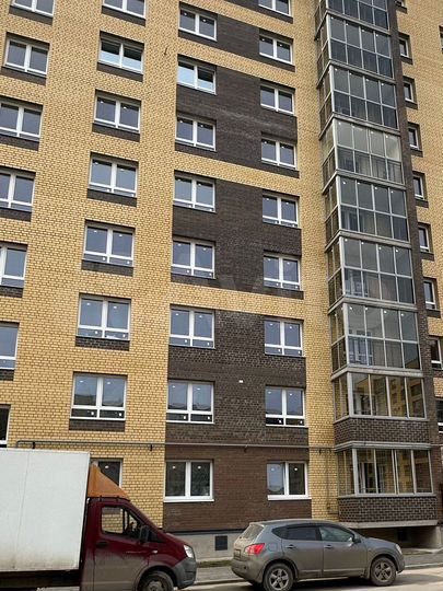 3-к. квартира, 93 м², 3/9 эт.