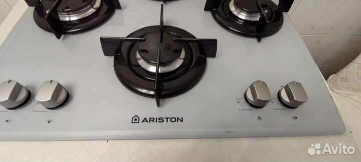 Газовая варочная панель 4 конфорки Ariston