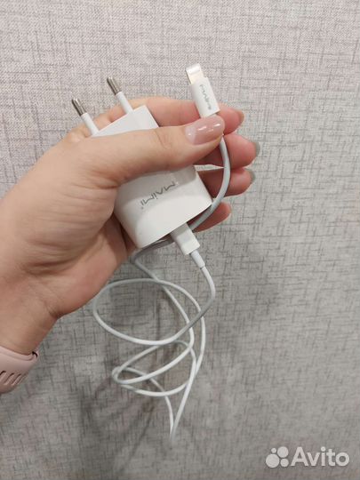 Зарядка для iPhone