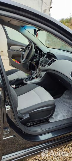 Chevrolet Cruze 1.6 МТ, 2012, 170 000 км