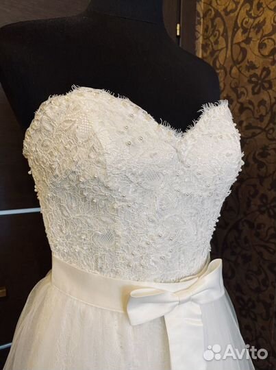 Новое свадебное платье Unique