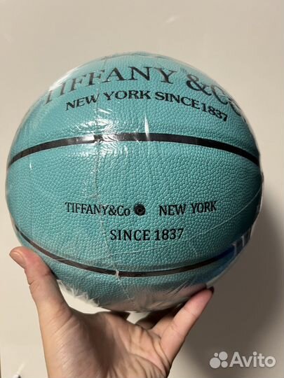 Баскетбольный мяч Tiffany Co новый тиффани