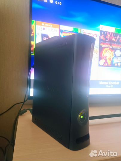 Прошитый Xbox 360+ 27 игр freeboot