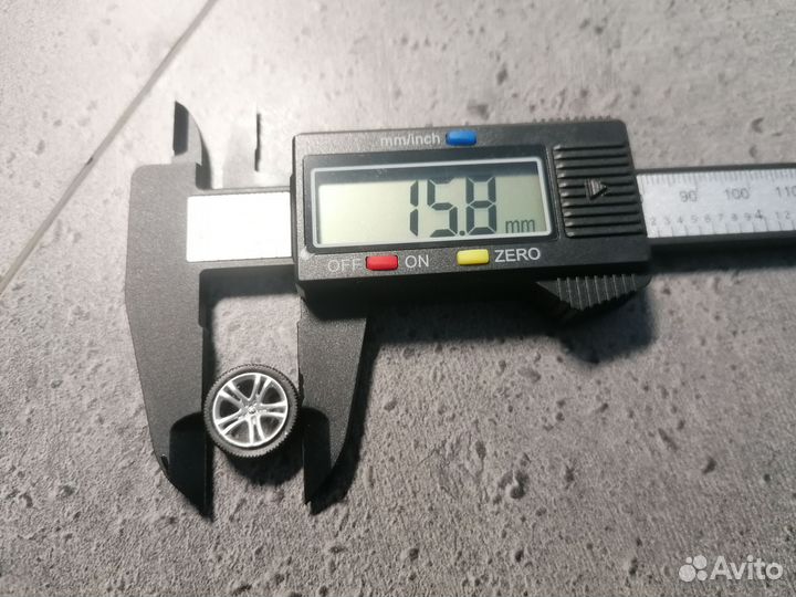 Колеса 1:43 vw Tiguan schuco