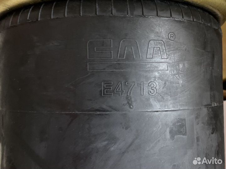 Пневморессора volvo (P10.4713.C02) 1076594