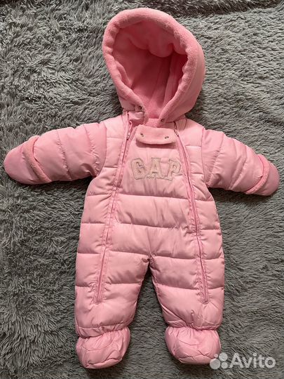 Демисезонный комбинезон для девочки