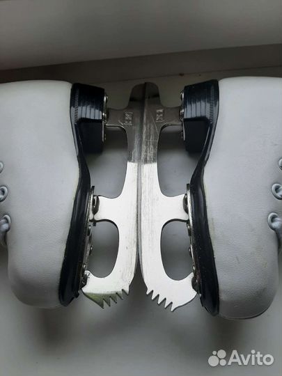 Коньки фигурные