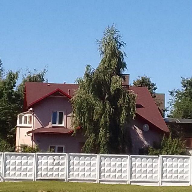Дом 402 м² на участке 8,4 сот.