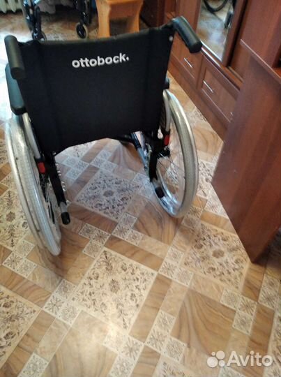 Коляска инвалидная прогулочная,можно и дома