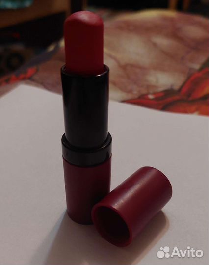 Помада 3 штуки