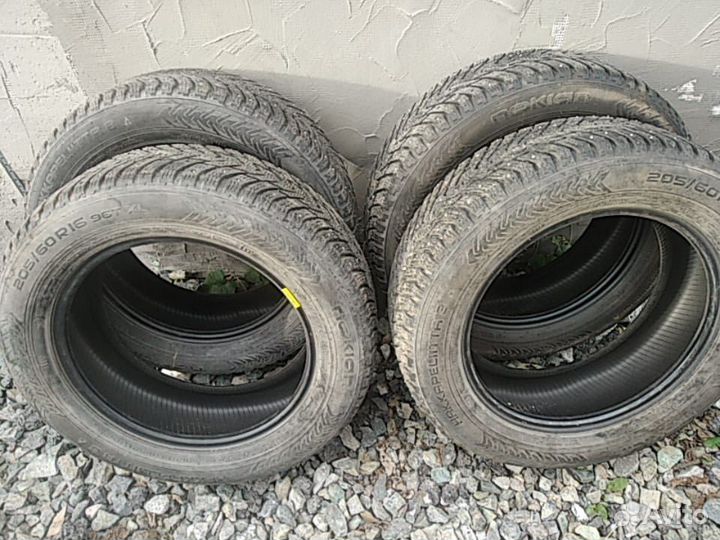 Nokian Tyres Hakkapeliitta 8 205/60 R16