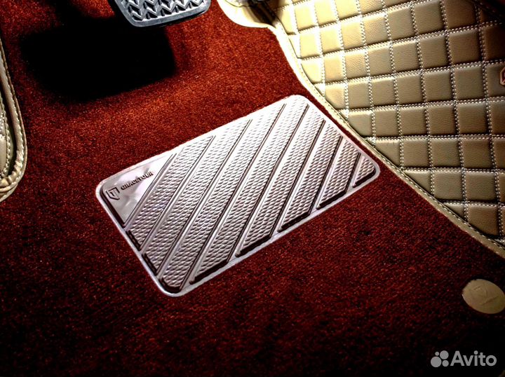 Автоковрики на Toyota Land Cruiser 200 7 мест 2015г