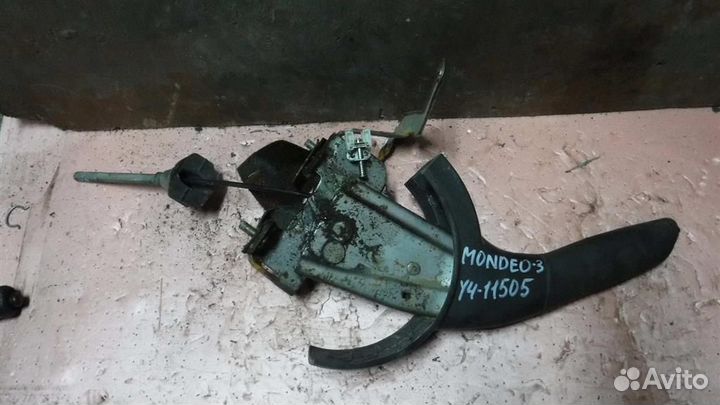 Рычаг стояночного тормоза Ford Mondeo III 2000-20