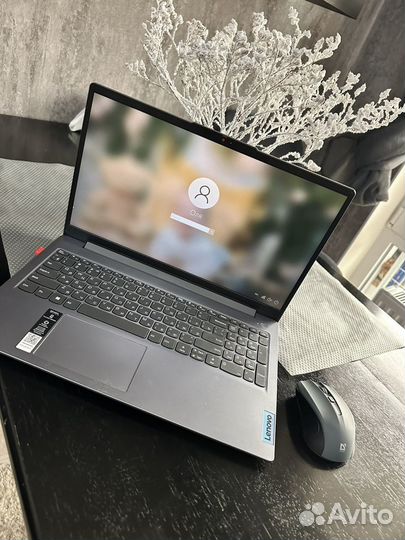 Lenovo IdeaPad 3 Slim 15/AH8 Ноутбук 15.6