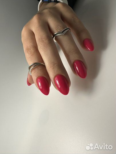 Маникюр педикюр