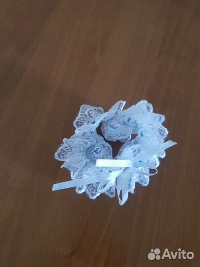 Свадебная подвязка новая с голубой лентой