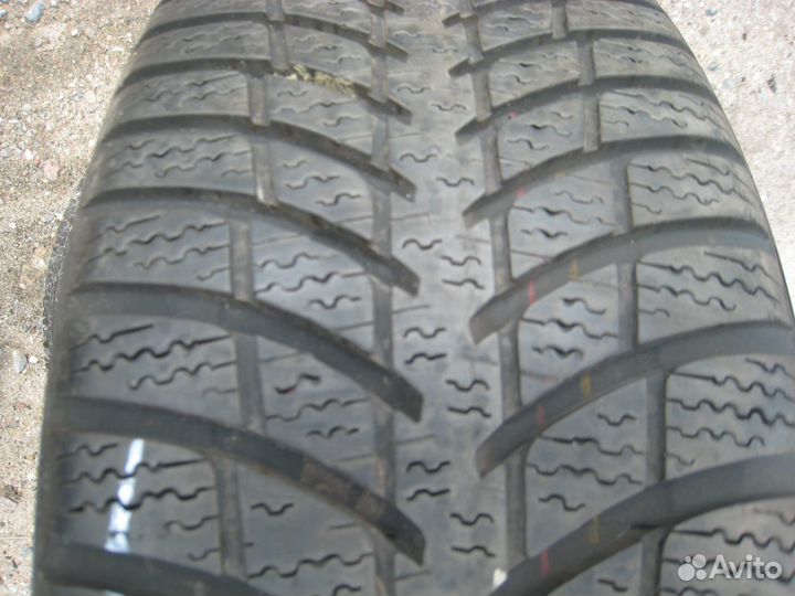 Kumho I'Zen KW32 175/55 R15