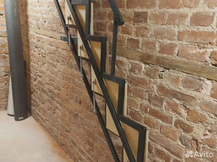 Лестницы складные-откидные пристенные