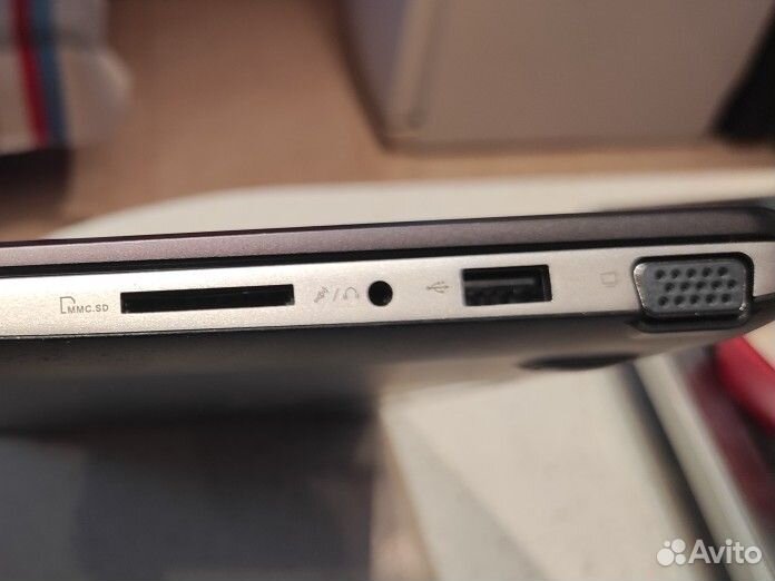 Ноутбук Asus Vivobook S200E