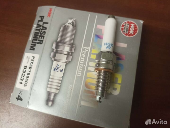 Свеча зажигания