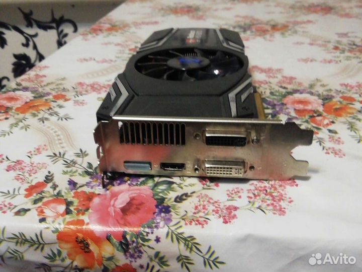 Видеокарта Radeon hd6870