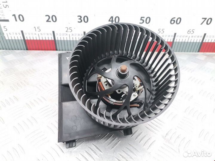 Моторчик для Volkswagen Beetle 2