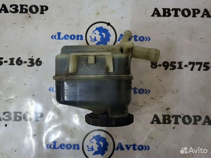 Бачок гур toyota opa