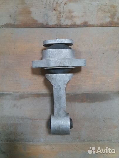 Нижняя опора подушка двигателя киа рио 3