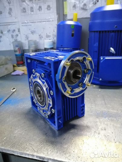 Мотор-редуктор червячный
