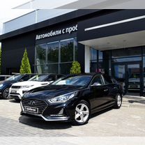 Hyundai Sonata 2.0 AT, 2018, 70 040 км, с пробегом, цена 2 057 000 руб.