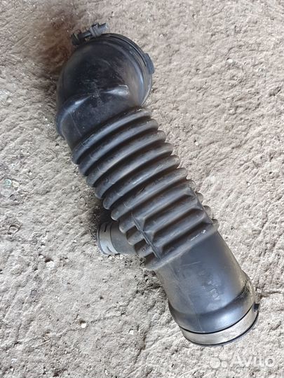 Патрубок воздушного фильтра Mazda Cx-7 ER 2.3T