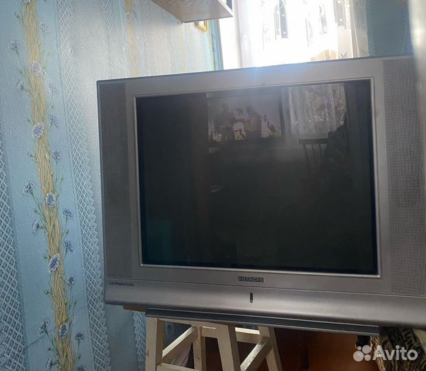 Телевизор hitachi