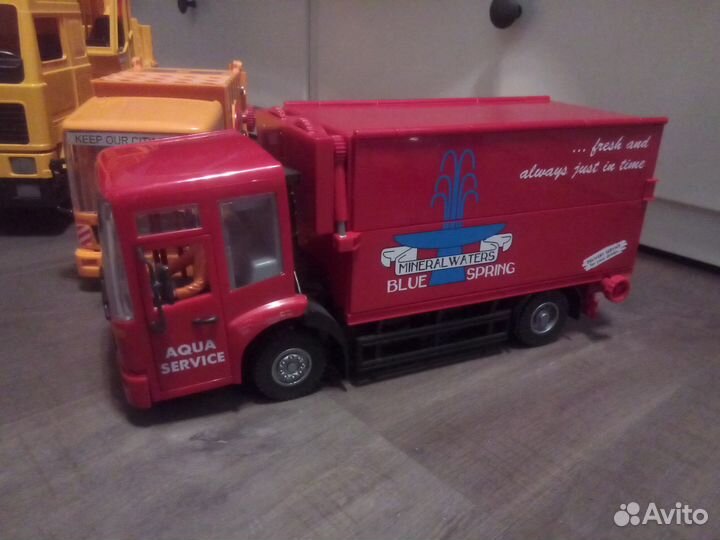 Игрушки машинки для мальчика