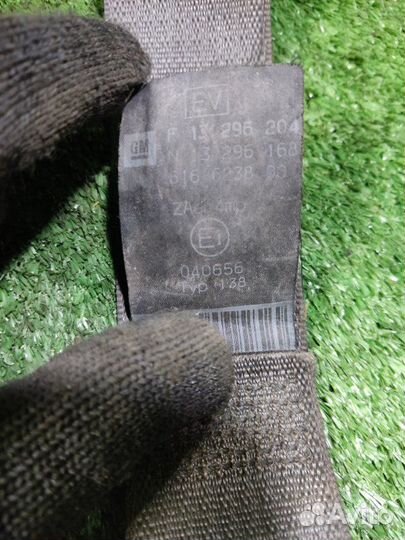 Ремень безопасности передний правый Opel Astra H