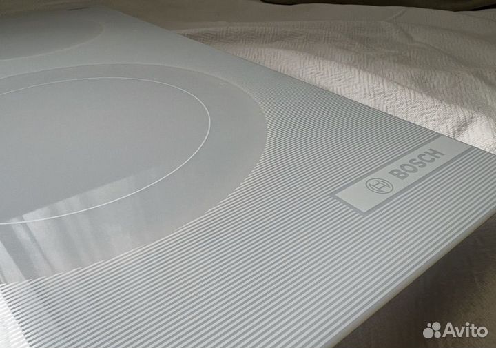 Варочная панель Bosch белая. Новая