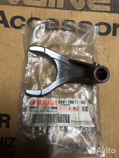 Новая оригинальная вилка кпп Yamaha XJR 1200