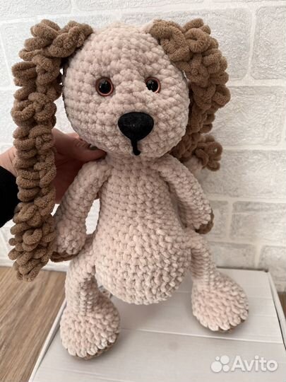 Вязаные зайчата ручной работы