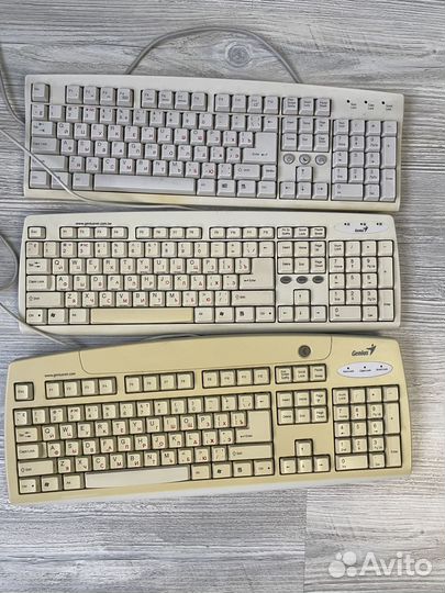 Старые клавиатуры Genius и мышь PS/2