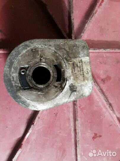 Радиатор масляный Renault Kangoo KC0 K4M 2004