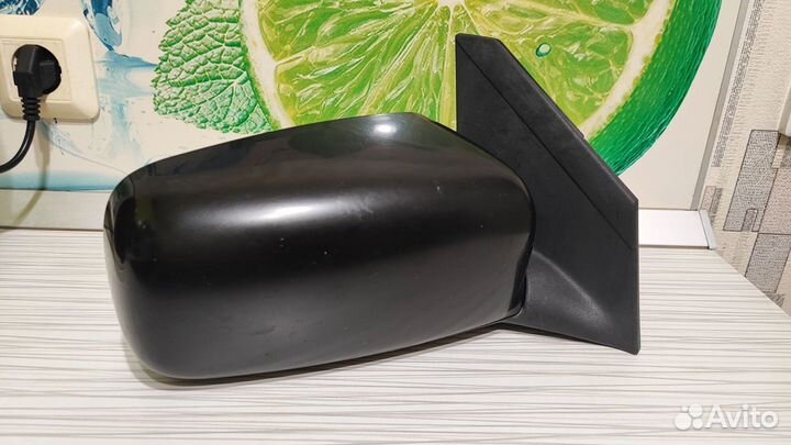 Зеркало правое lancer 9